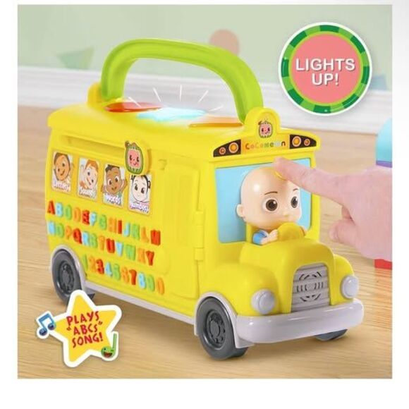 NEW CoComelon Musical Learning Yellow School Bus- Talks/Lights up/Plays Music - Picture 2 of 4